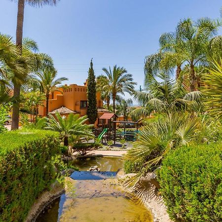 Sitio de Calahonda Garden Suite Beach & Relax מראה חיצוני תמונה
