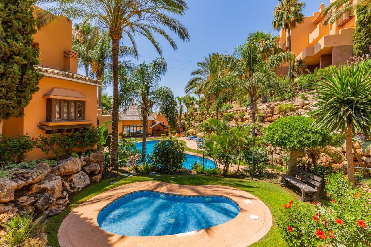 Sitio de Calahonda Garden Suite Beach & Relax מראה חיצוני תמונה